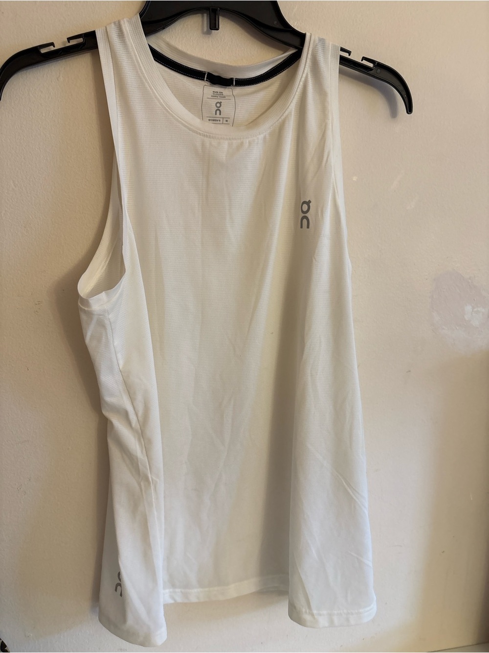 On Running Lightweight Women's White Performance Tank
